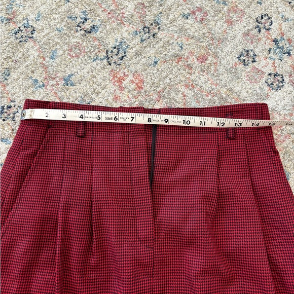 Liz Claiborne red and black houndstooth wool pencil skirt with pockets - Picture 9 of 10
